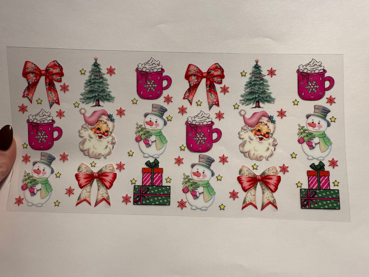 D046 Santa and snowman