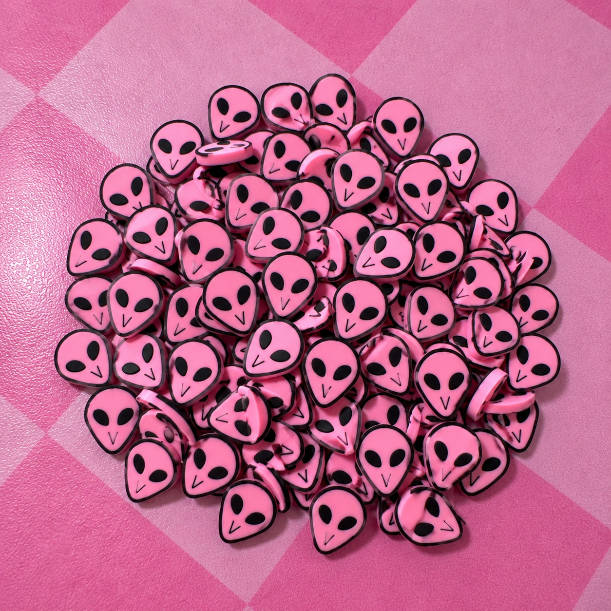 PINK ALEINS