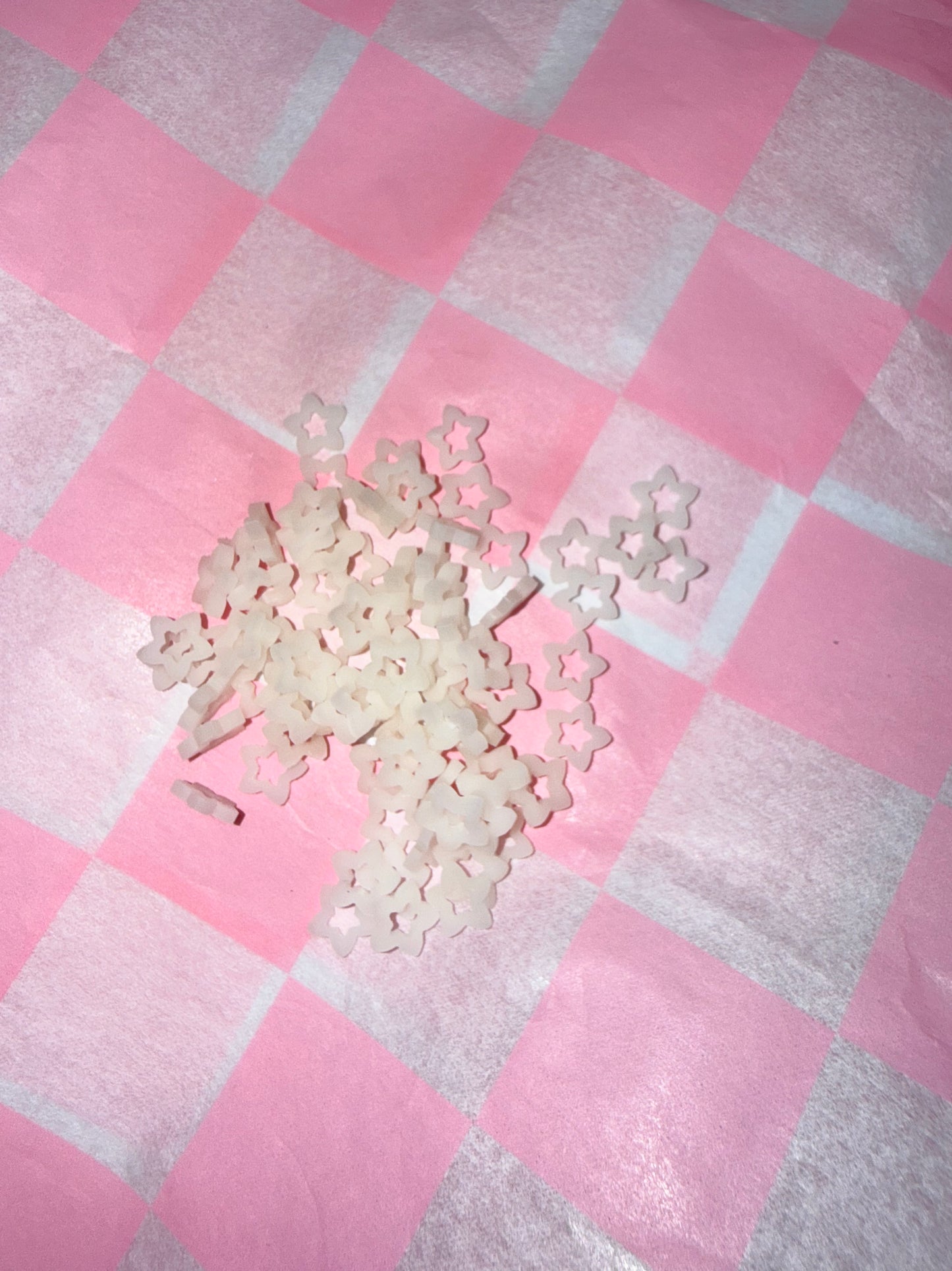 Glow white—>blue stars