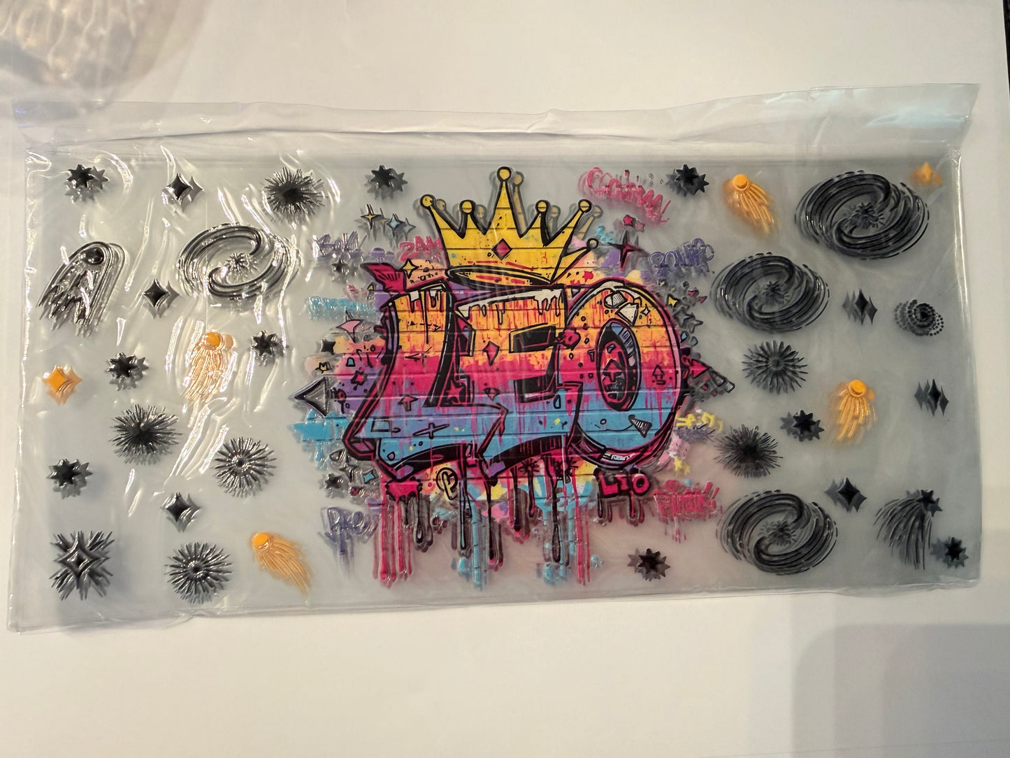 28-LEO GRAFFITI
