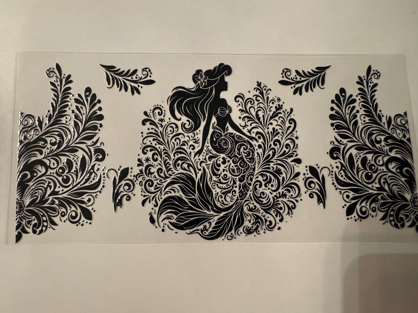 D069 little mermaid b&w