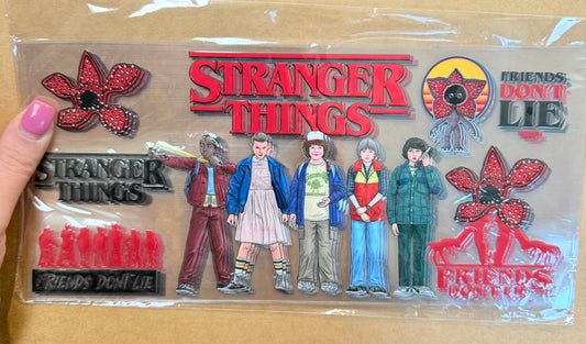 AA16-STRANGER THINGS 3