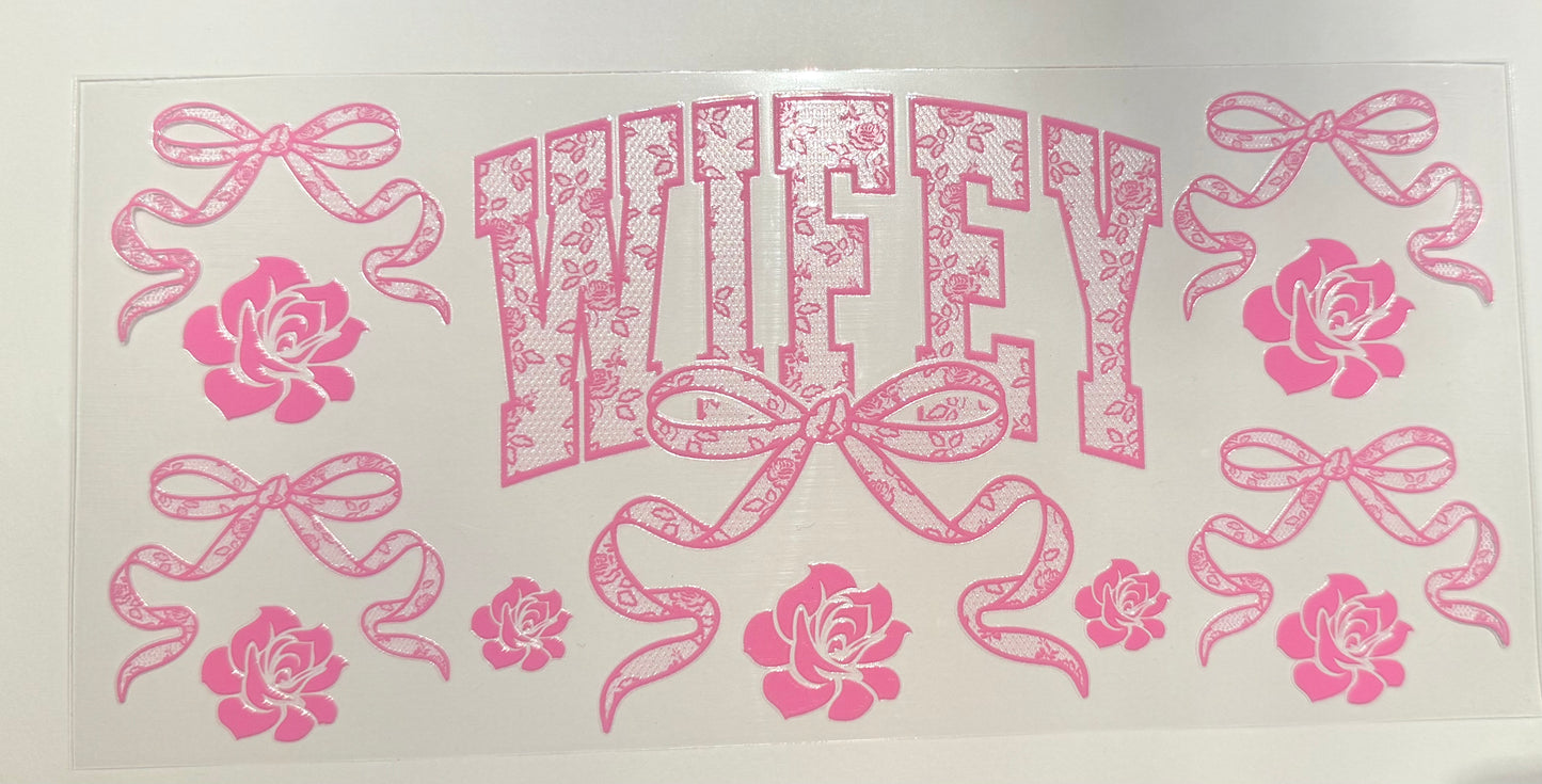AB34 WIFEY PINK LACE
