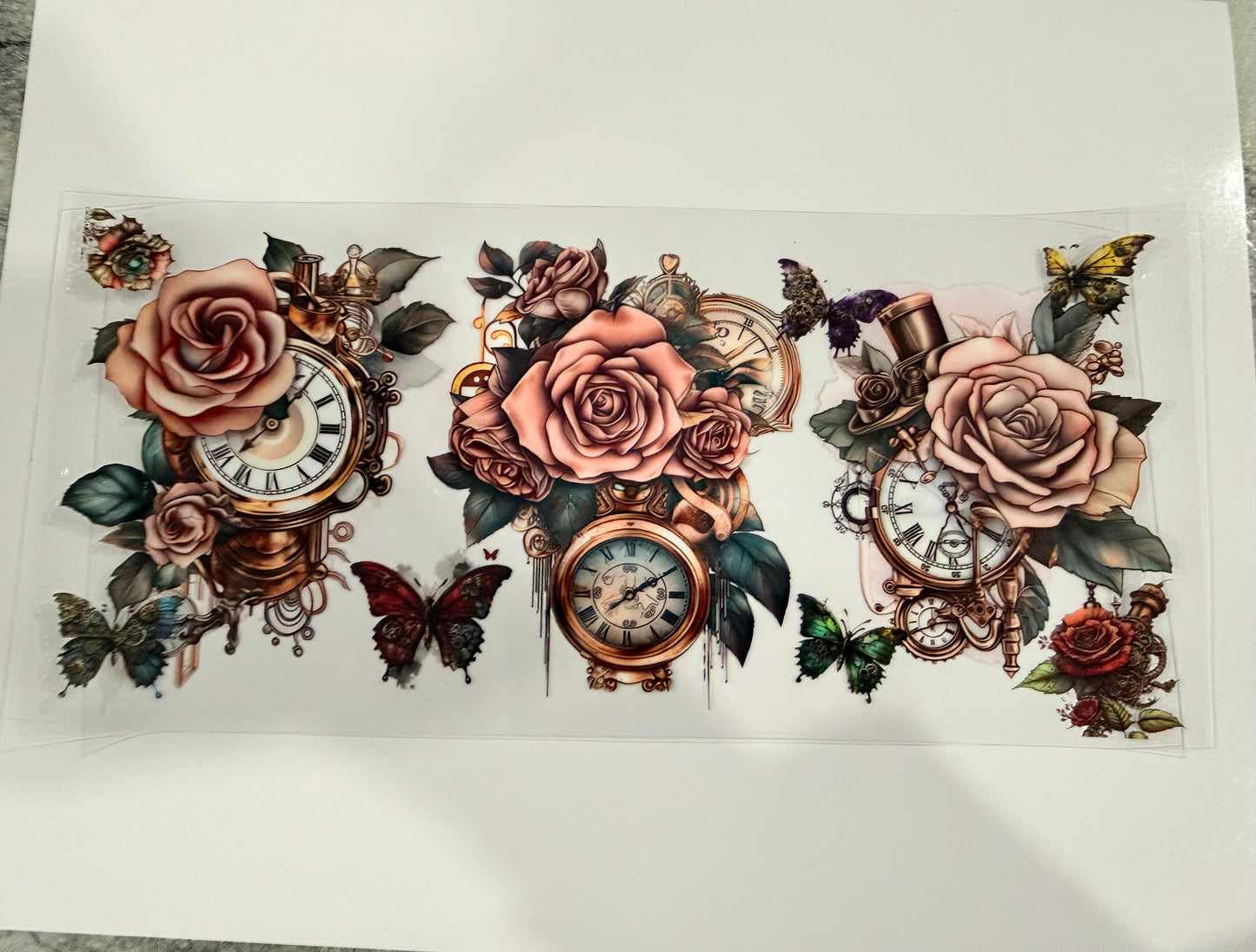 02- Clocks and roses
