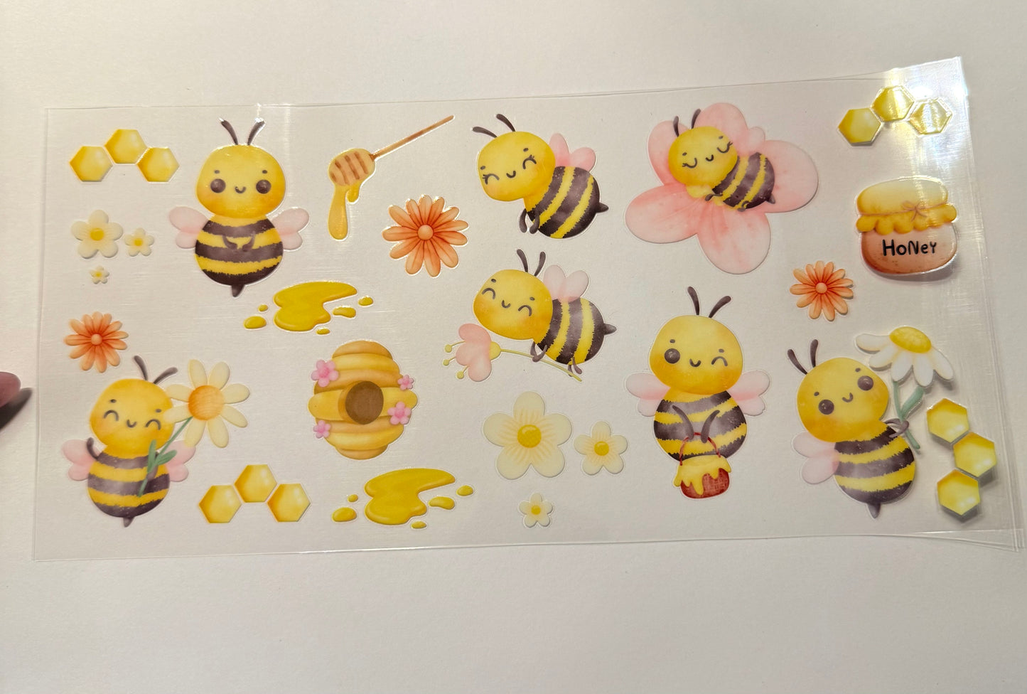 BB14 CUTE HONEY BEES