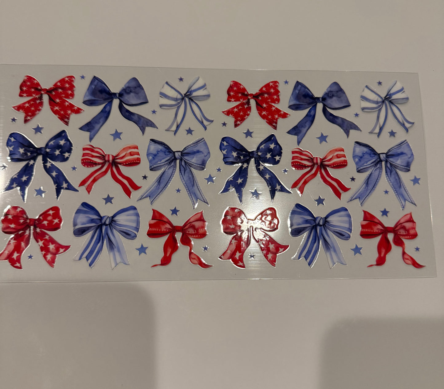 E009 RED WHITE AND BLUE BOWS