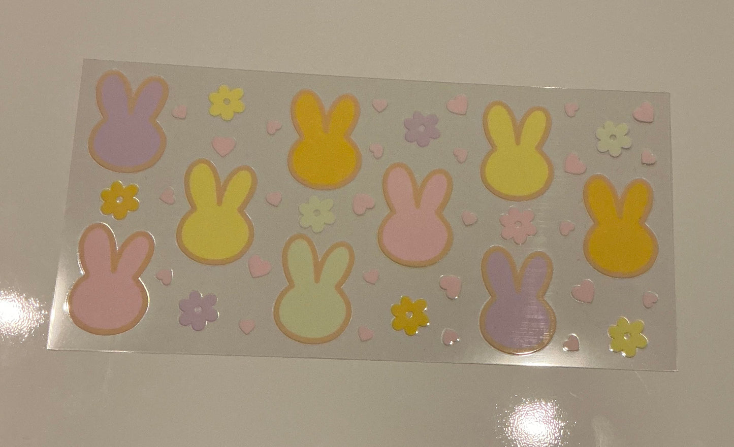 E043 PASTEL BUNNIES