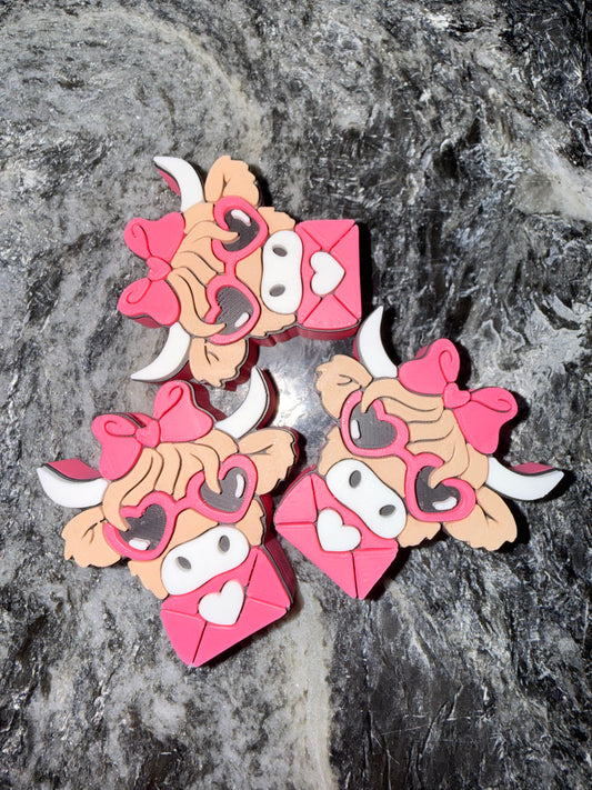 Love Mail Cow Topper 1PC