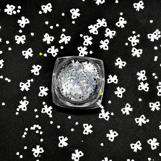 WHITE BOWS MINI HEARTS
