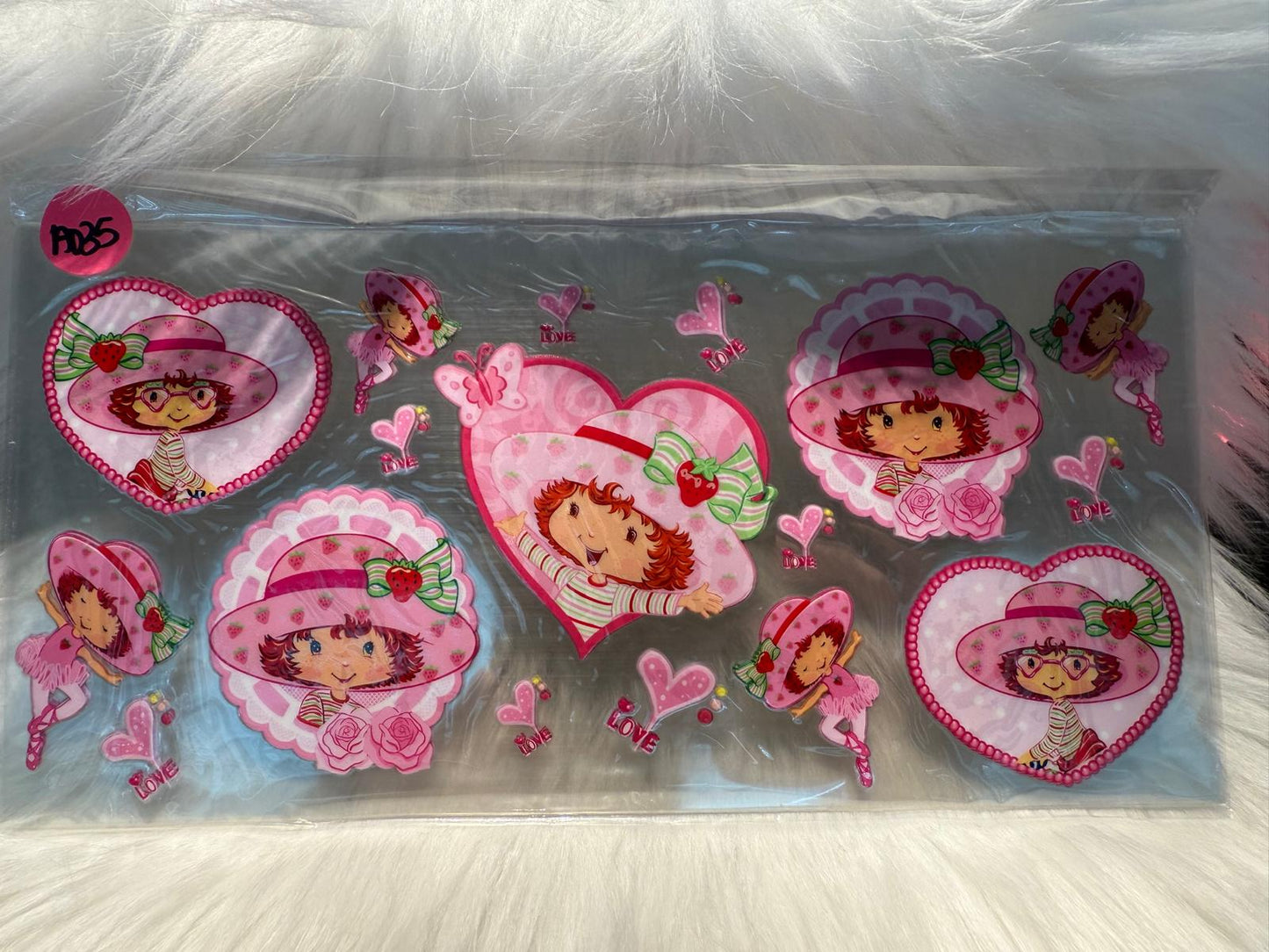 A035 Strawberry Shortcake Hearts Wrap